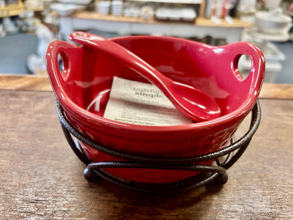 Red Tastefully Simple NEW Crock, Rack, & Spoon, 6"