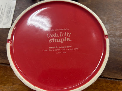 Red Tastefully Simple NEW Crock, Rack, & Spoon, 6"