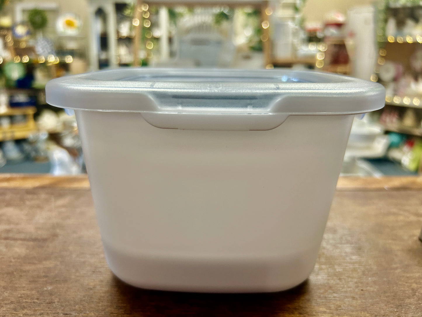 White Pampered Chef NEW 1 QT Cool & Serve Bowl, 1 QT