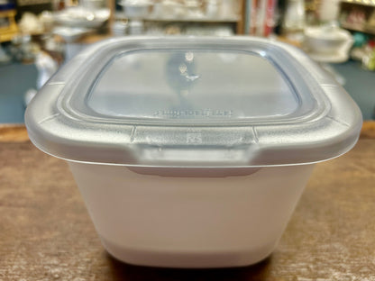White Pampered Chef NEW 1 QT Cool & Serve Bowl, 1 QT