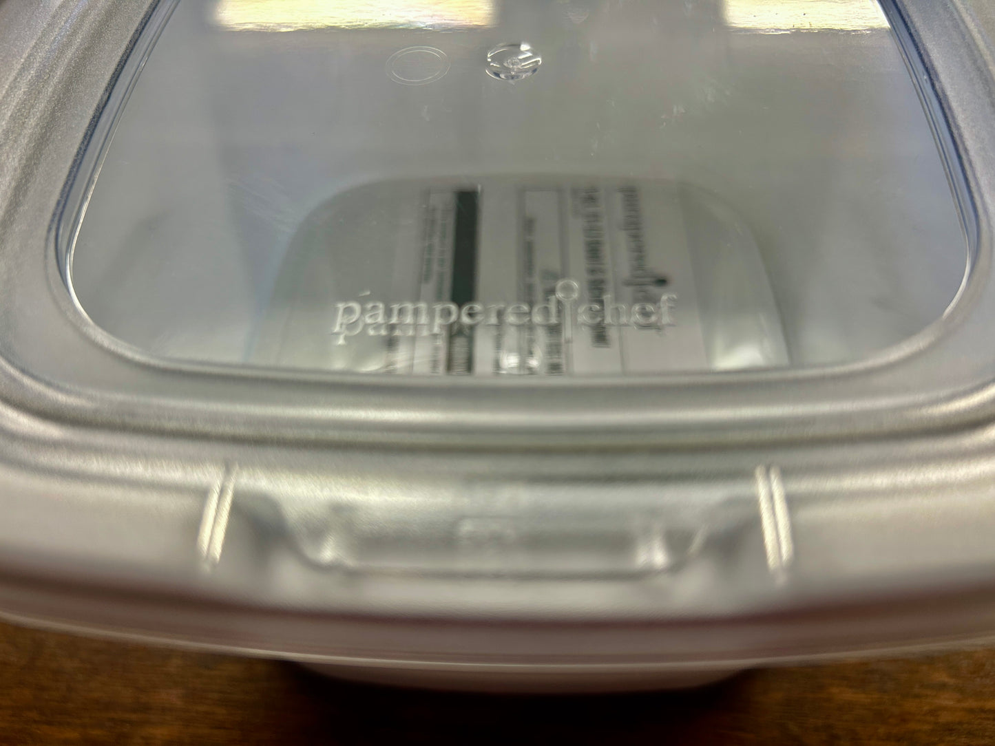 White Pampered Chef NEW 1 QT Cool & Serve Bowl, 1 QT