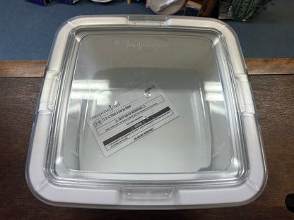 White Pampered Chef NEW 2.5 QT Cool & Serve, 2.5 QT