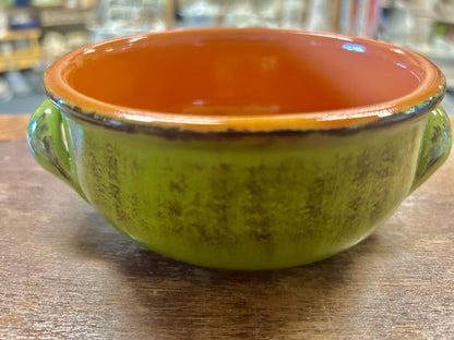 De Silva Green Bowl Handles Italy, 6 1/2"