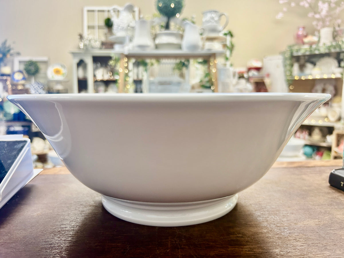 Pillivuyt White Footed Bowl France, 13"