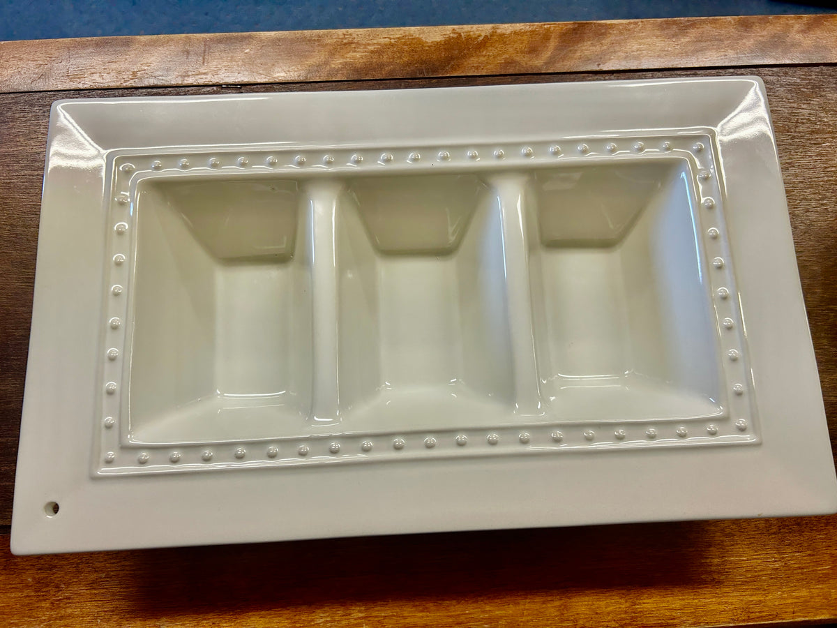 Nora Fleming White 3 Section Dots, 14 1/2"