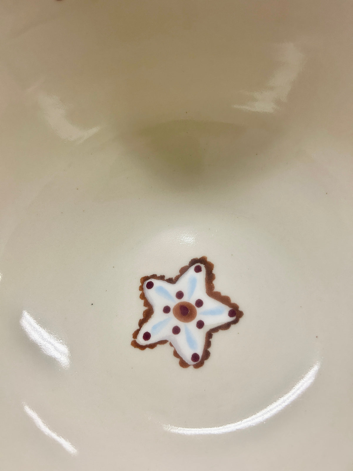 Red Green White Hartstone RARE Gingerbread Star Bowl, 11"