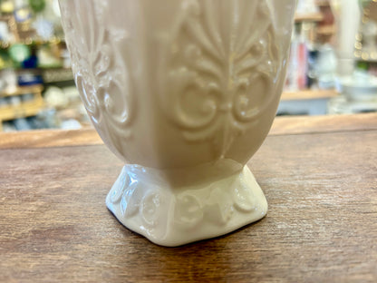 Cream Lenox Langtry Vase, 7"