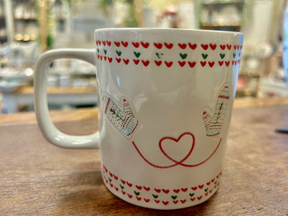 Red Green White Stonewall Kitchen Mitten Mug, 3 3/4"