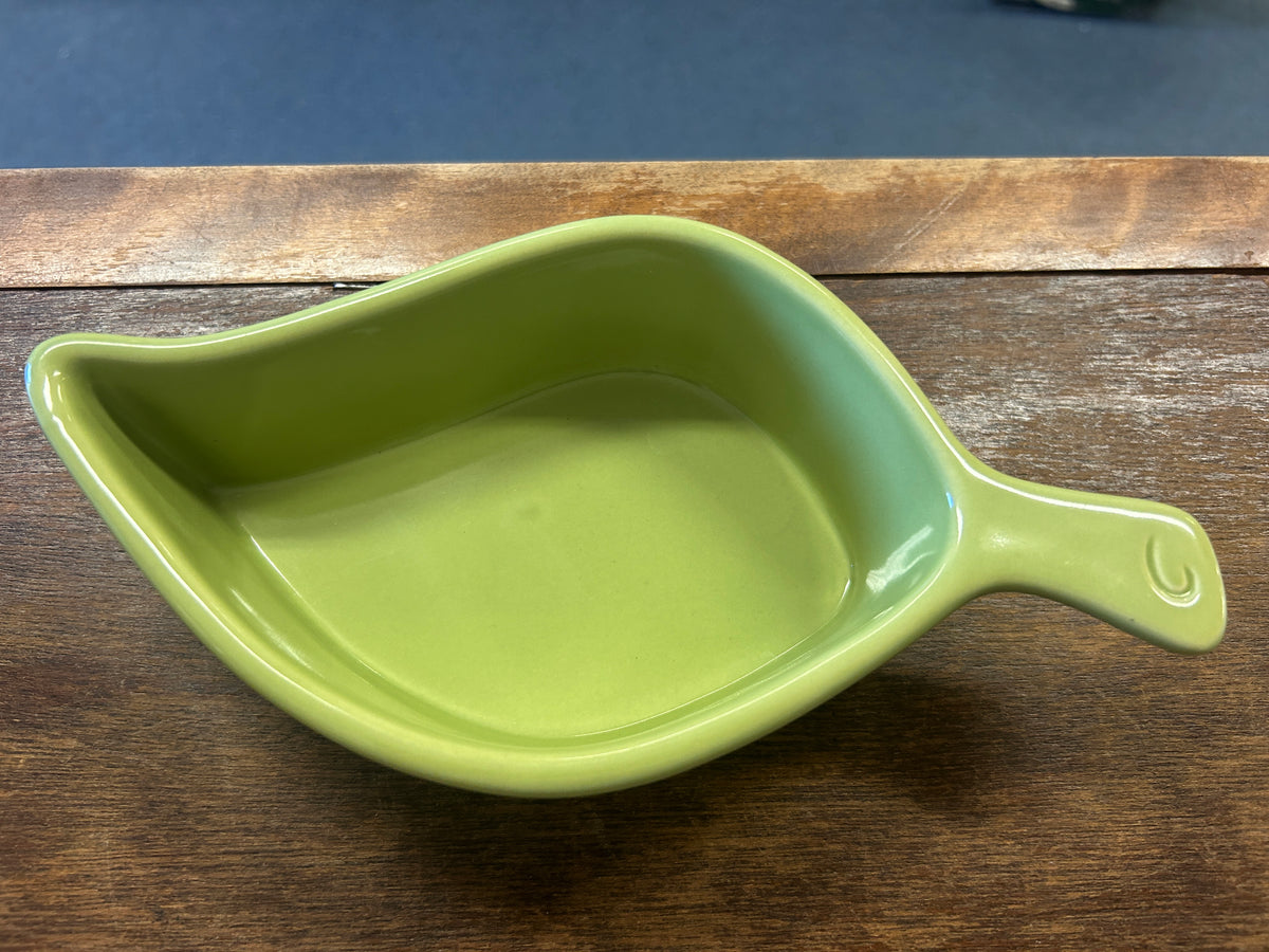 Chantal Green Leaf Bowl, 8 3/4"
