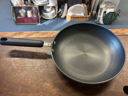 Gray Circulon NEW 10" Frying Pan, 10"