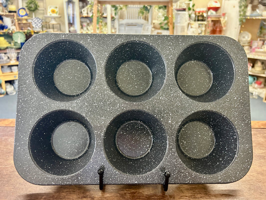 Gray Monfish 6 Deep Muffin Pan, 13"