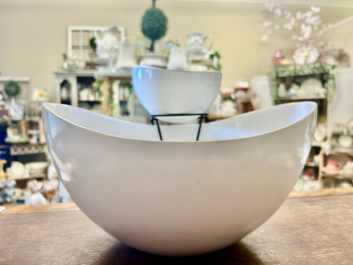 White B Smith Melamine Chip & Dip, 11 1/4"