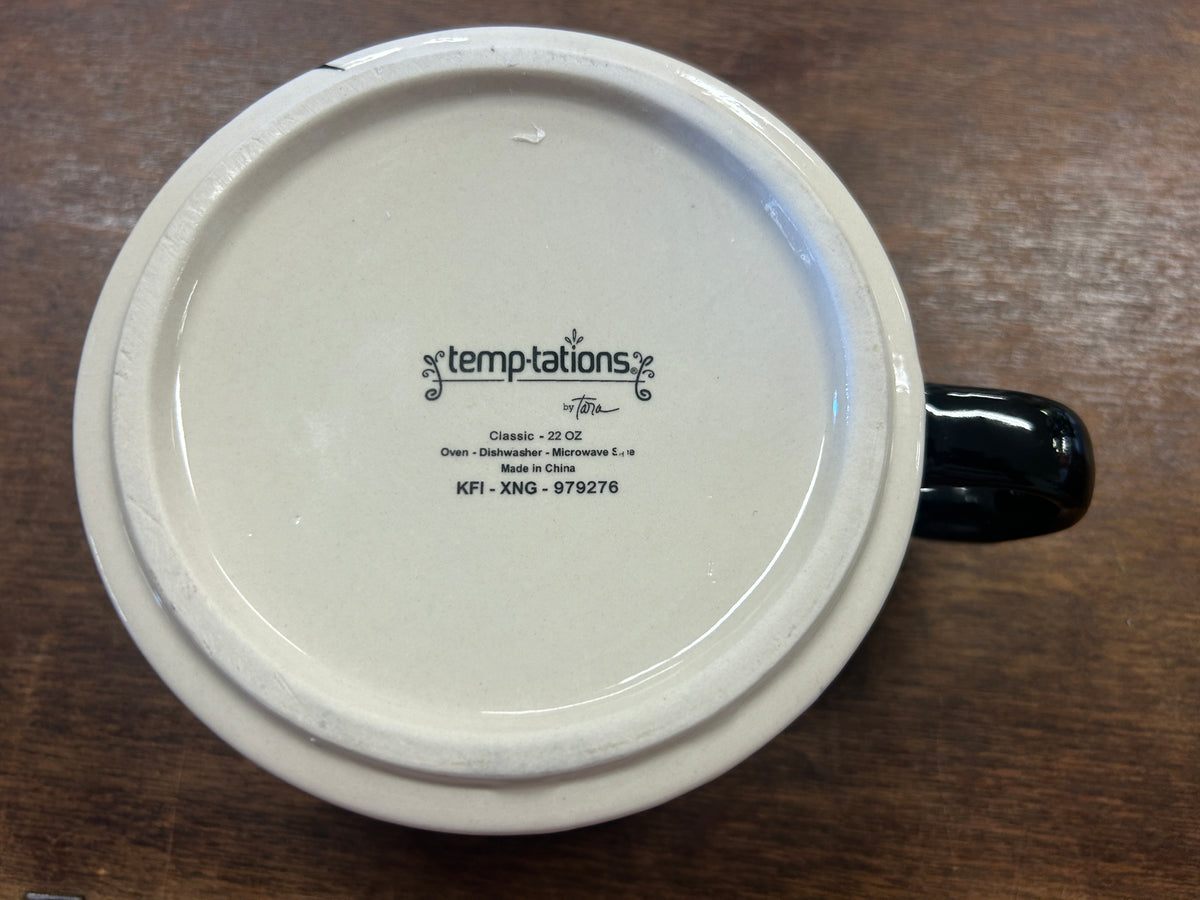 Black Temptations Classic Mug w/ Lid, 22 ounces