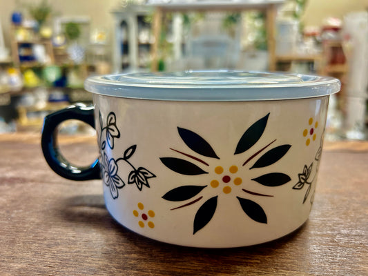 Black Temptations Classic Mug w/ Lid, 22 ounces