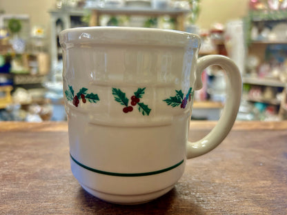 Red Green White Longaberger Christmas Holly Mug, 4 1/4"
