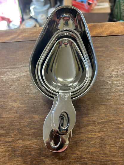 Silver  Measuring Cups 4 pcs, 1 Cup