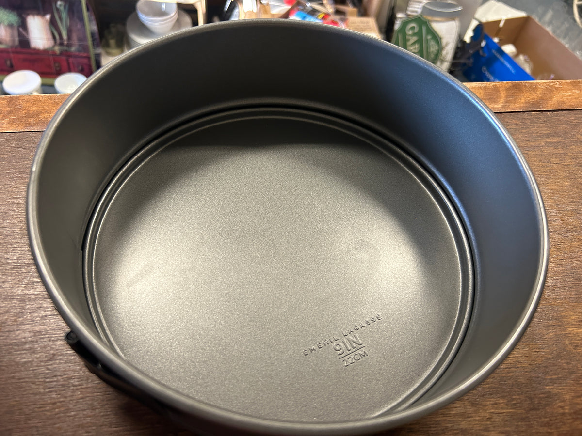 Gray Emeril Lagasse Spring Form Pan 9", 9"