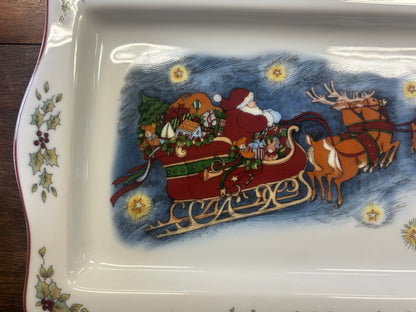 Red Green White Portmeirion Christmas Story 4 Pcs Platter, 16 1/2"