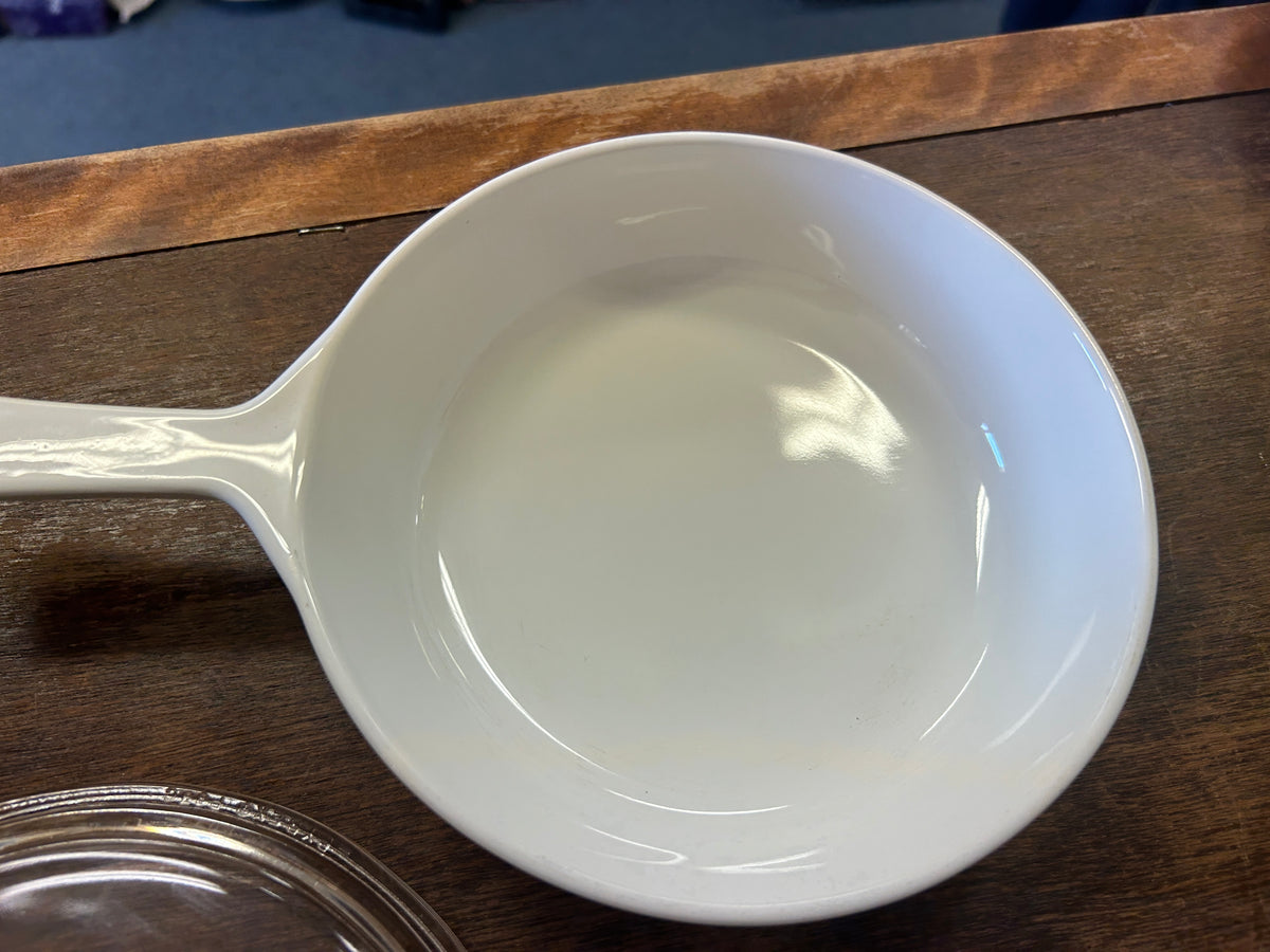 Blue Pyrex Blue Cornflower Pan 16 oz, 16 ounces