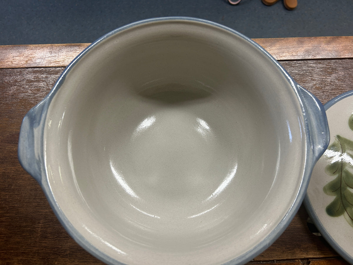 Blue & Pink Louisville Stoneware Country Flower 2 QT Casserole, 2 QT