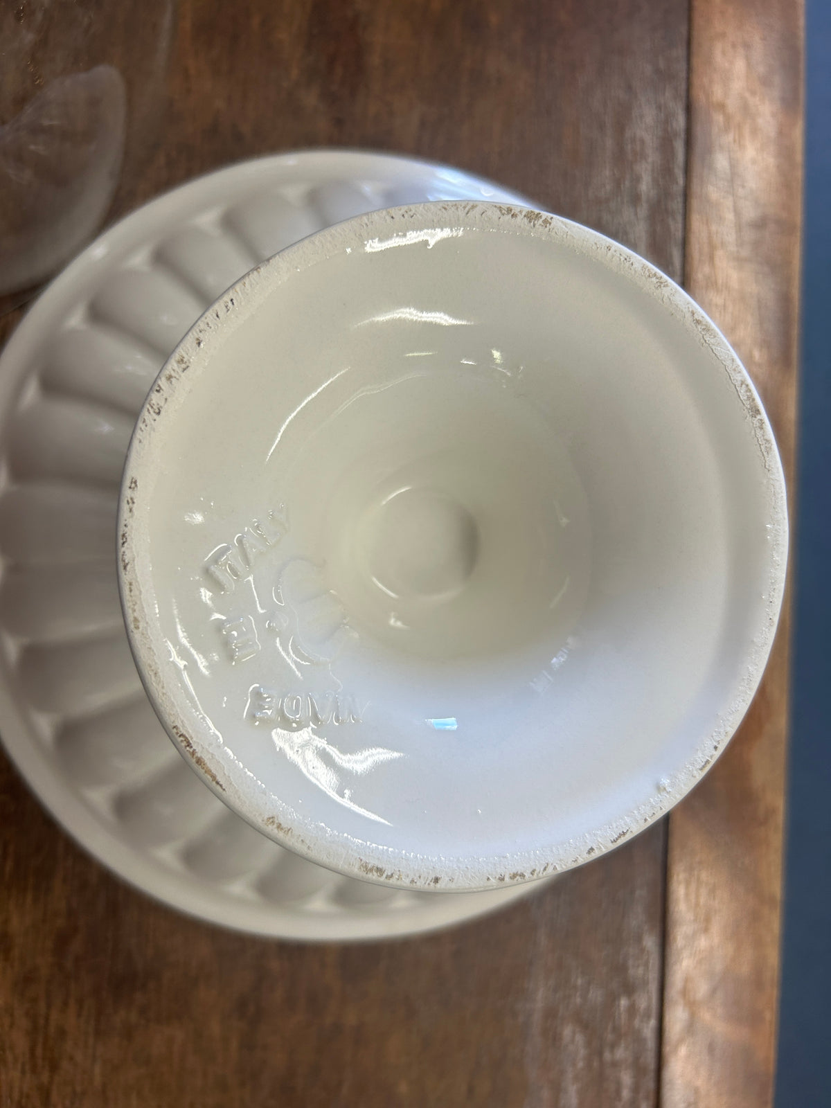 White  Pedestal Bowl w/ Dome Italy, 8"