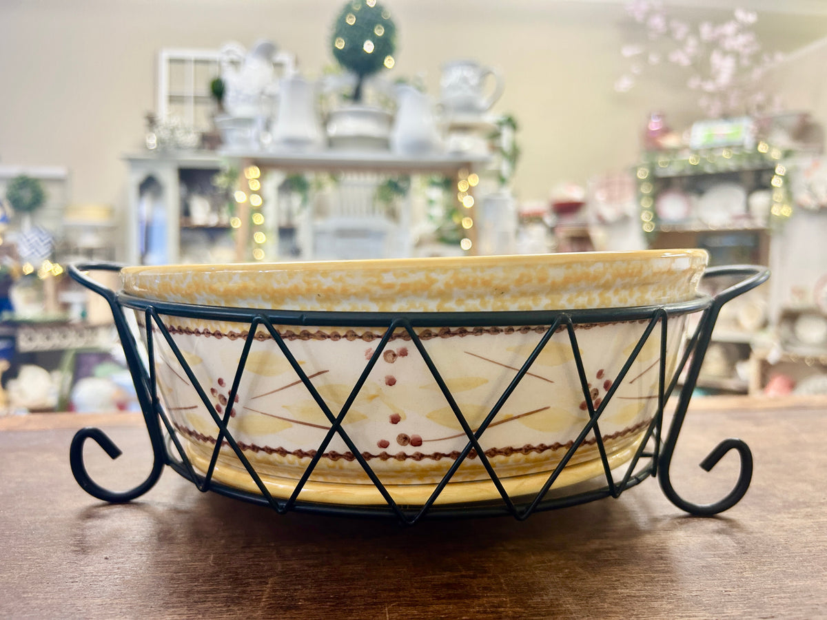 Yellow Temptations Old World 2.5 QT Trivet Rack, 2.5 QT