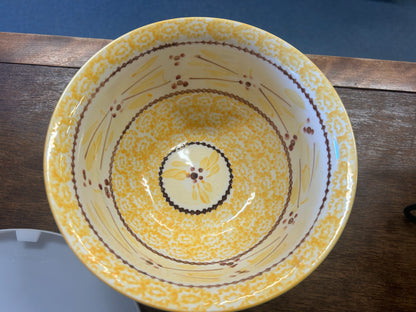 Yellow Temptations 1.5 QT Bowl w/ Lid, 1.5 QT