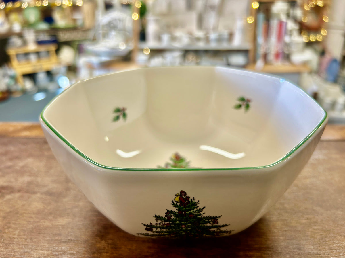 Red Green White Spode Christmas Tree Octagon Bowl, 7 1/2"