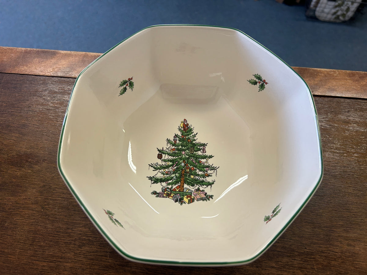 Red Green White Spode Christmas Tree Octagon Bowl, 7 1/2"