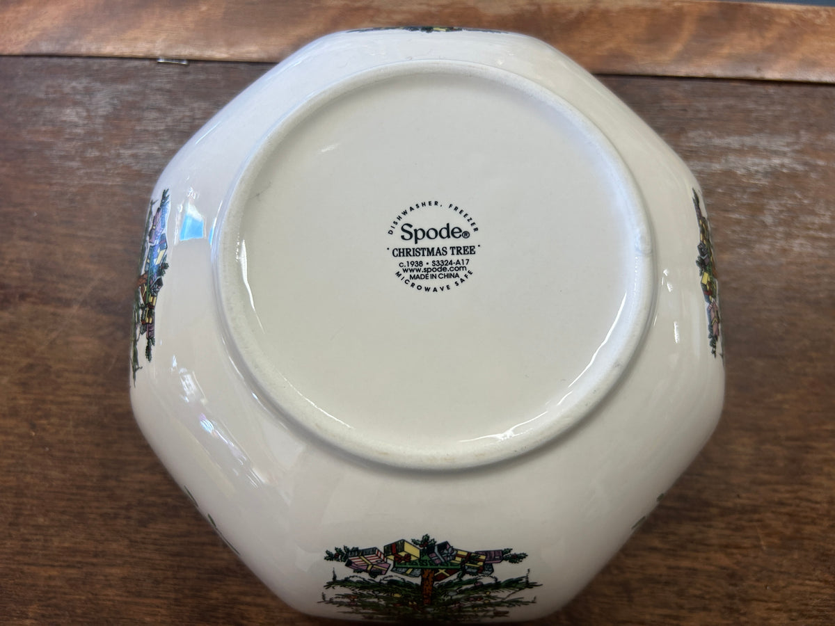 Red Green White Spode Christmas Tree Octagon Bowl, 7 1/2"