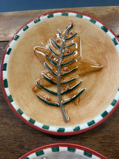 Red Green White MWW Market Mini Christmas Plates 4 pcs, 4 1/2"