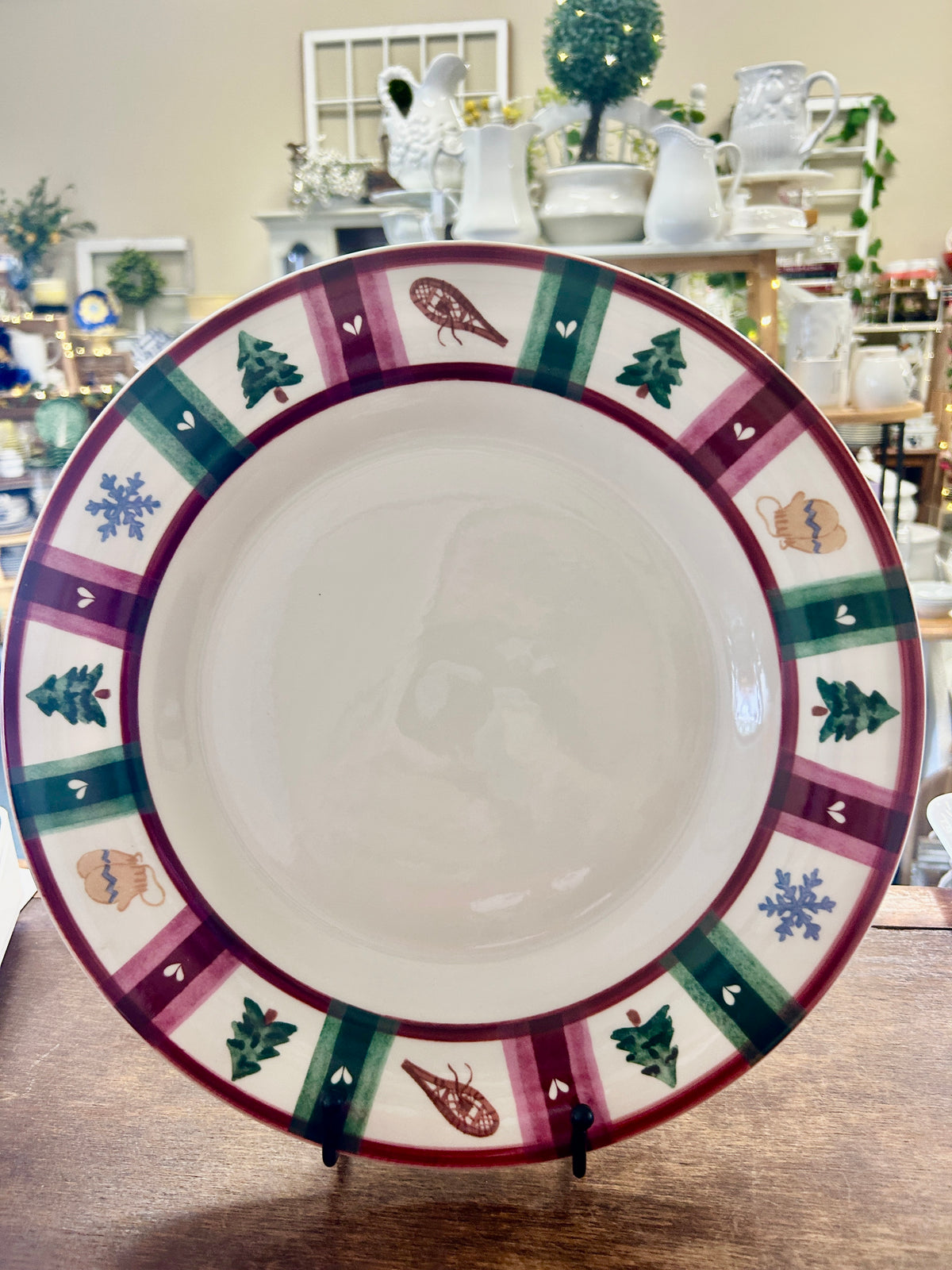 Multicolor Pfaltzgraff Snow Bear Round Platter, 13"