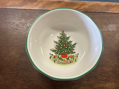 Red Green White Pfaltzgraff Christmas Heritage Bowl, 5 1/4"