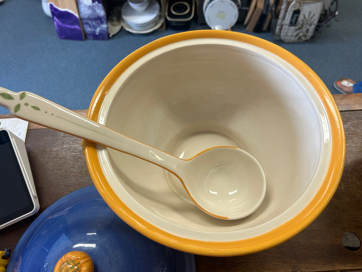 Multicolor Pfaltzgraff Pistoulet Tureen, Lid, Ladel, 11"