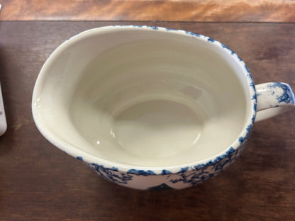 Blue & Green Tienshan Blue Sponge Christmas Gravy, 8"