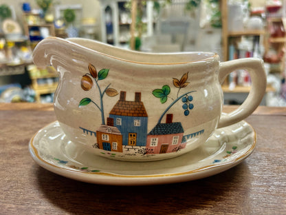 Multicolor International Tableworks Heartland Gravy Boat & Plate Japan, 7 3/4"