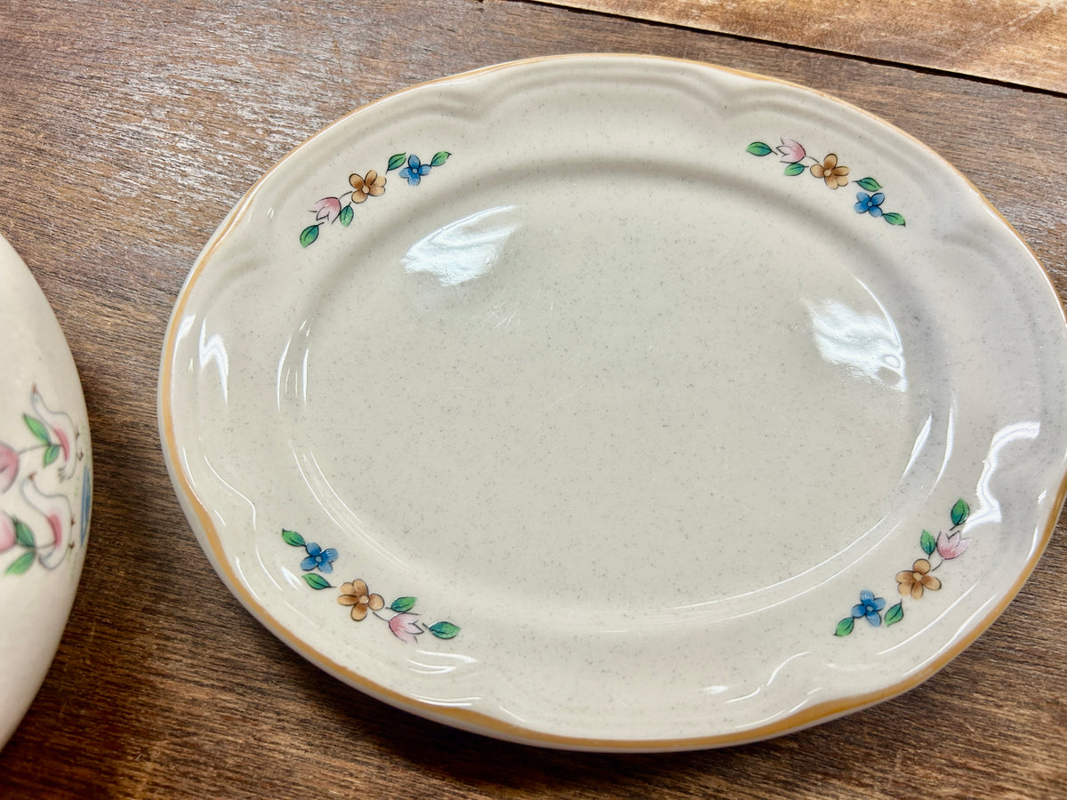 Multicolor International Tableworks Heartland Gravy Boat & Plate Japan, 7 3/4"