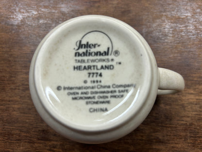 Multicolor International Tableworks Heartland Mug Japan, 3 1/4"