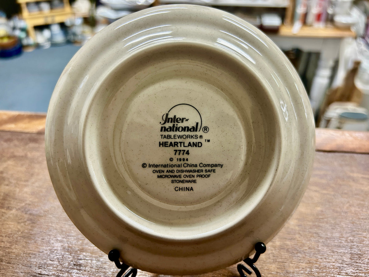 Multicolor International Tableworks Heartland Saucer Plate Japan, 6"