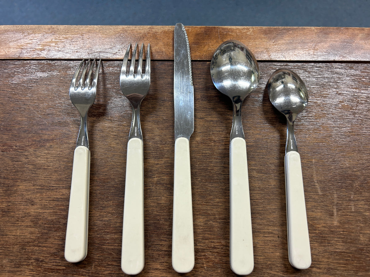 Multicolor International Tableworks Heartland 5 Pc Silverware