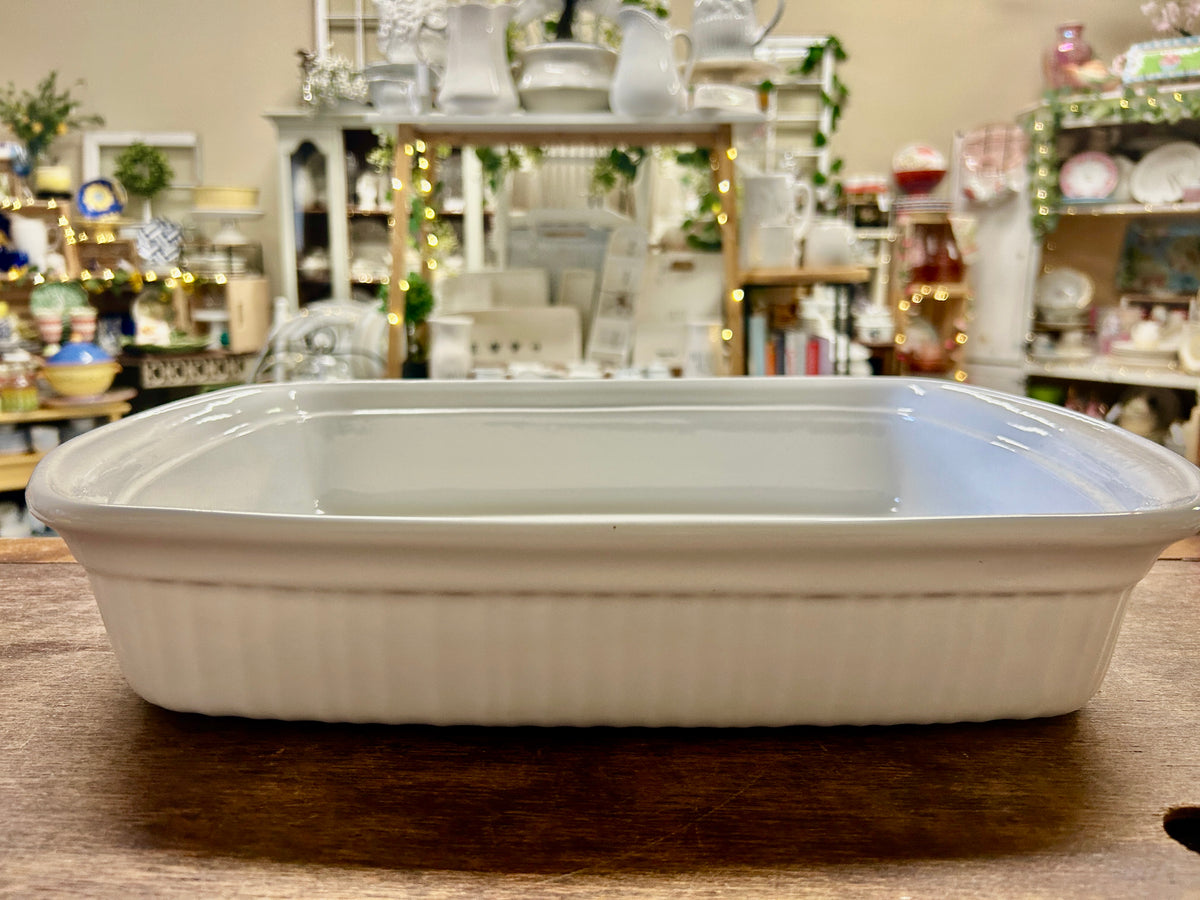 Corningware French White 13 x 9 Baker, 13"