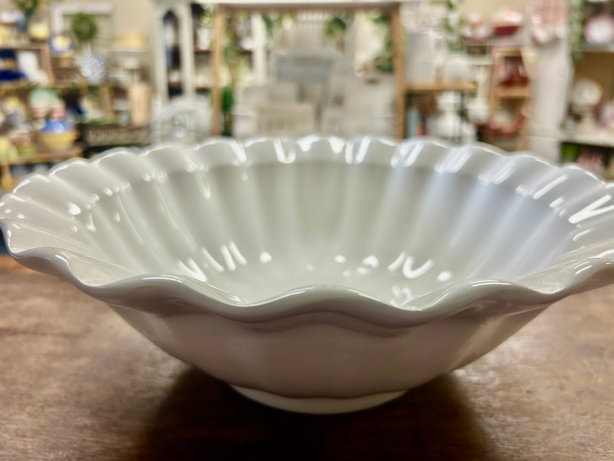 Fortunoff White Footed Bowl Italy, 12 1/2"