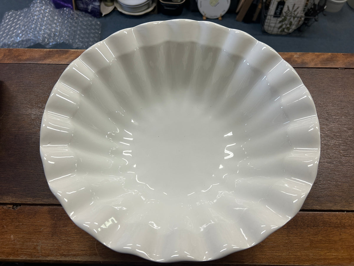 Fortunoff White Footed Bowl Italy, 12 1/2"