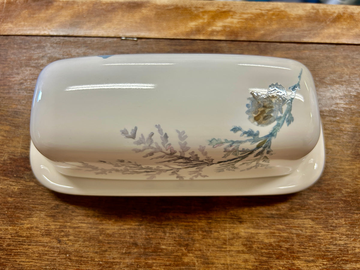 Blue & White Pfaltzgraff Winter Frost Butter Dish, 7"