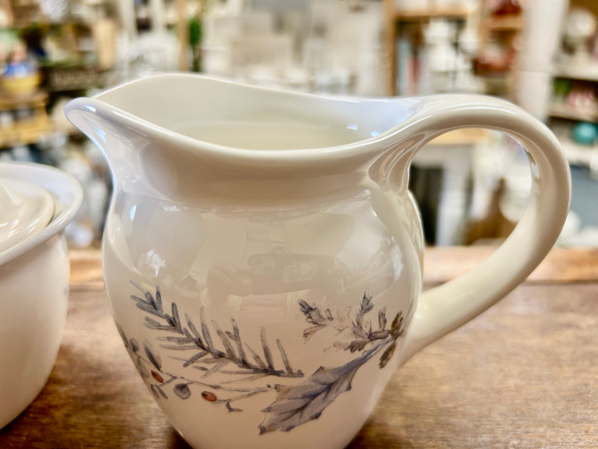 Blue & White Pfaltzgraff Winter Frost Sugar & Creamer, 4 1/2"