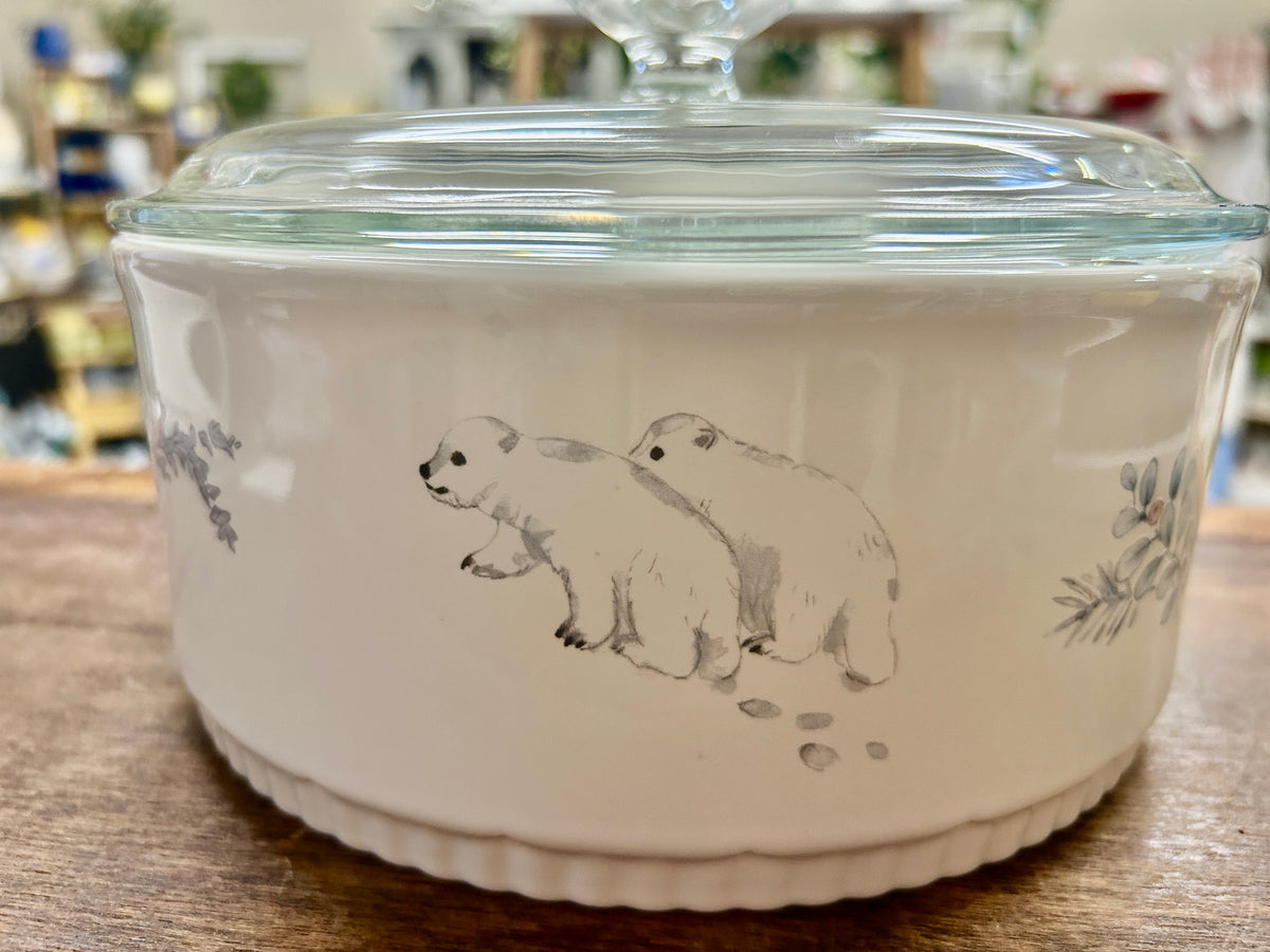 Blue & White Pfaltzgraff NEW Winter Frost 2.5 QT Baker, 8 3/4"