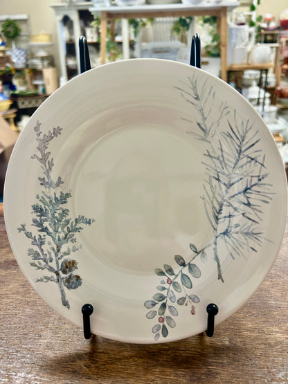 Blue & White Pfaltzgraff Winter Frost Plate *chip, 8"