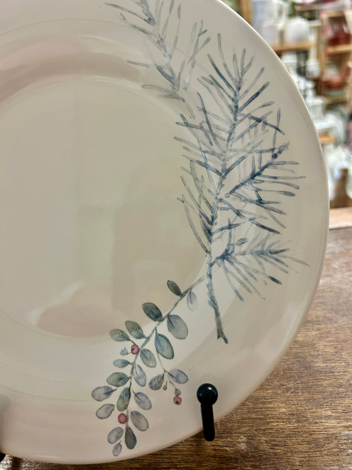 Blue & White Pfaltzgraff Winter Frost Plate *chip, 8"