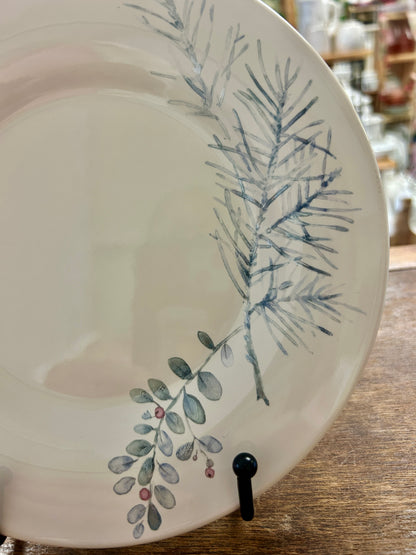 Blue & White Pfaltzgraff Winter Frost Plate *chip, 8"