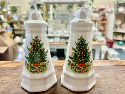 Red Green White Pfaltzgraff Christmas Heritage S & P, 5 3/4"